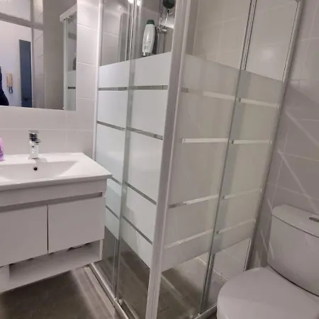 Appartement Anemone 107 *